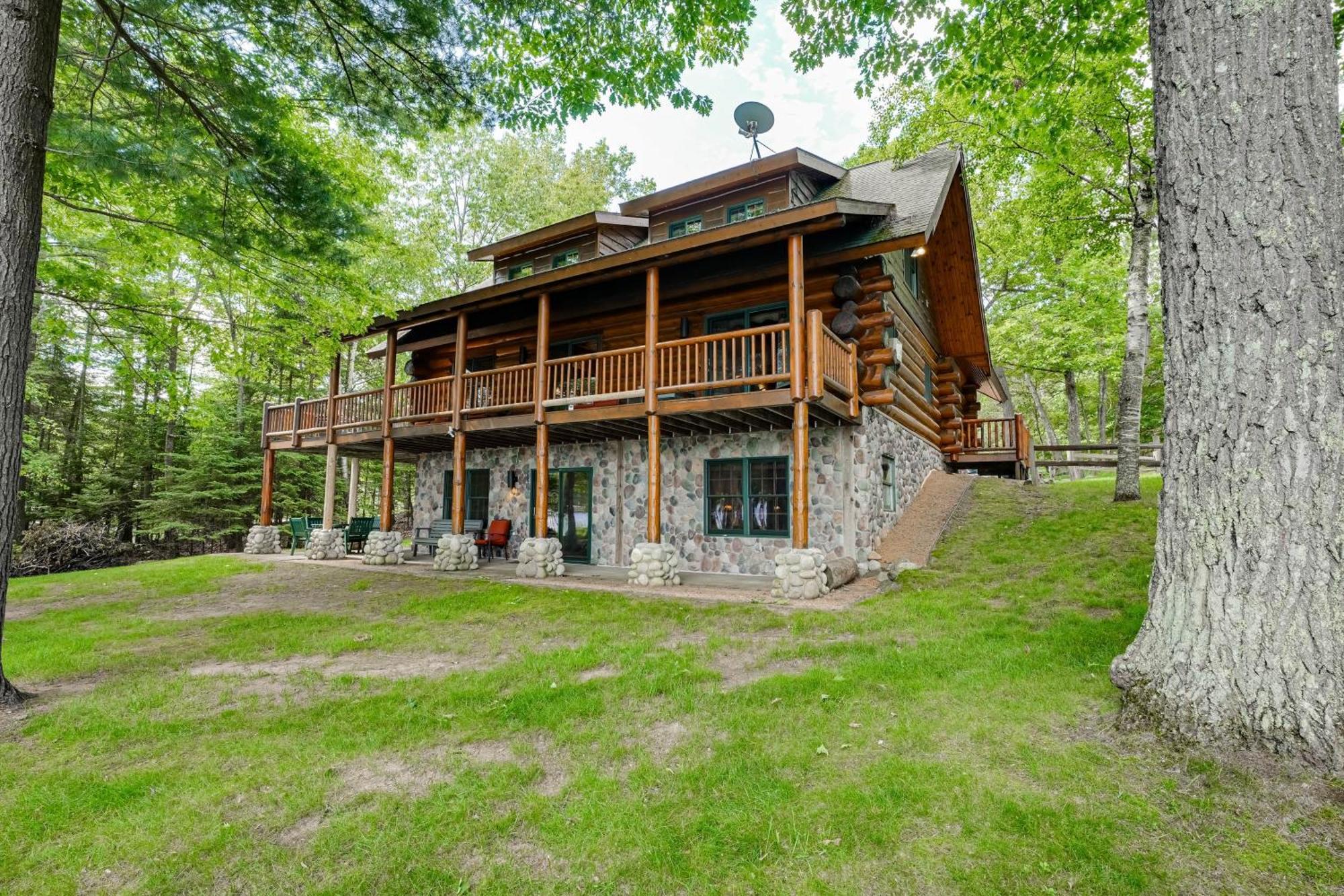 Island View Lodge Игл-Ривер Экстерьер фото